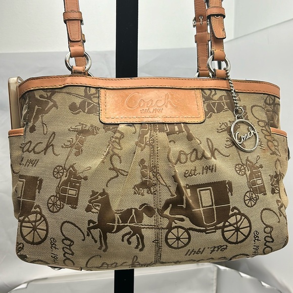 Authentic Coach horse and carriage print canvas bag - Picture 1 of 16